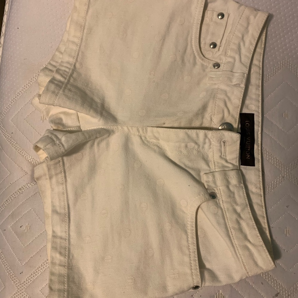 Louis Vuitton white denim short shorts size 36